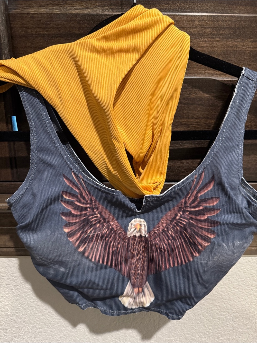 Variety of swimsuits - Picture 5 of 11